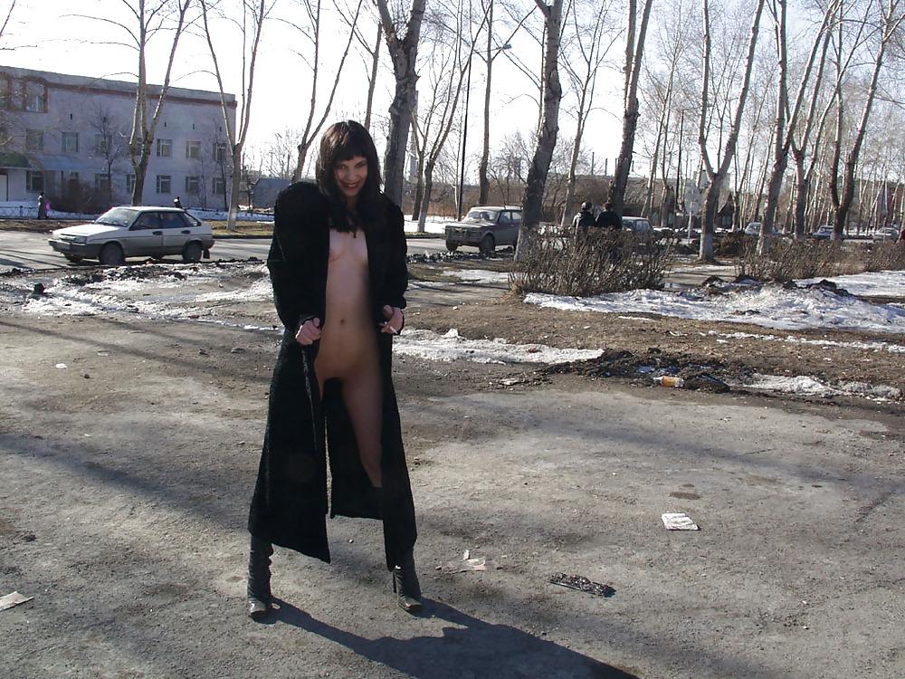 25P Public Nudity