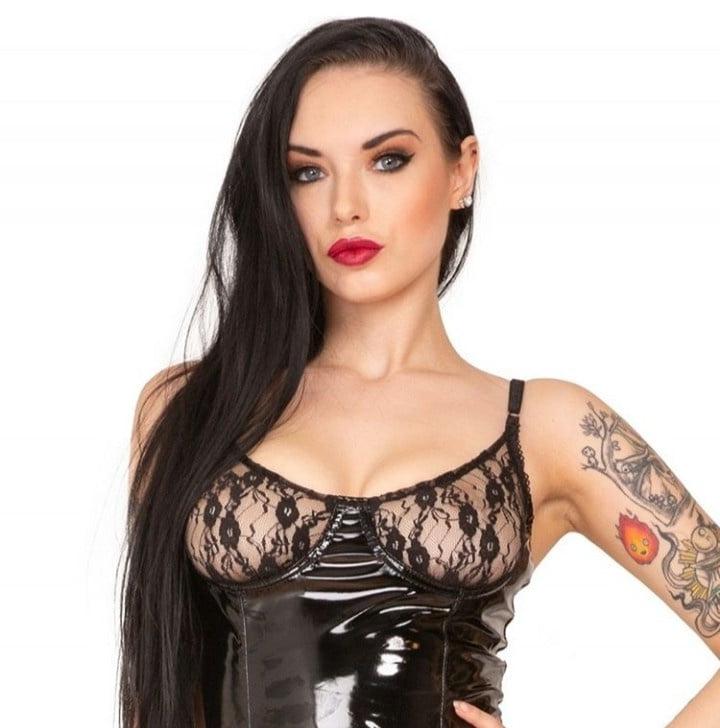 25P Alt Girls 176