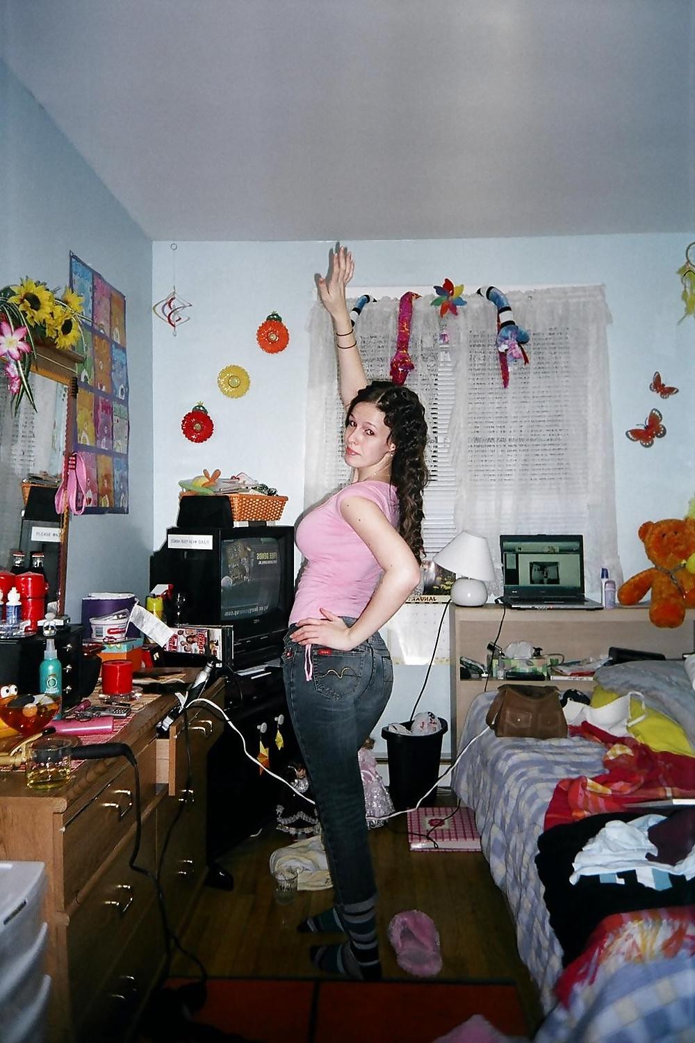 25P Always sexy: Girls in jeans II