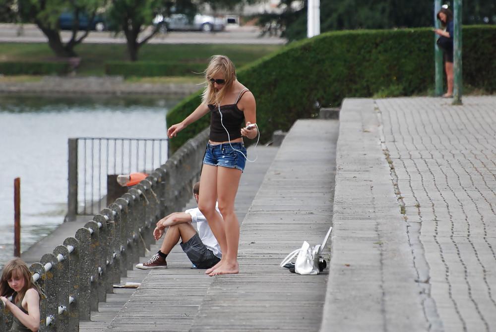 25P Always sexy: Girls in jeans II