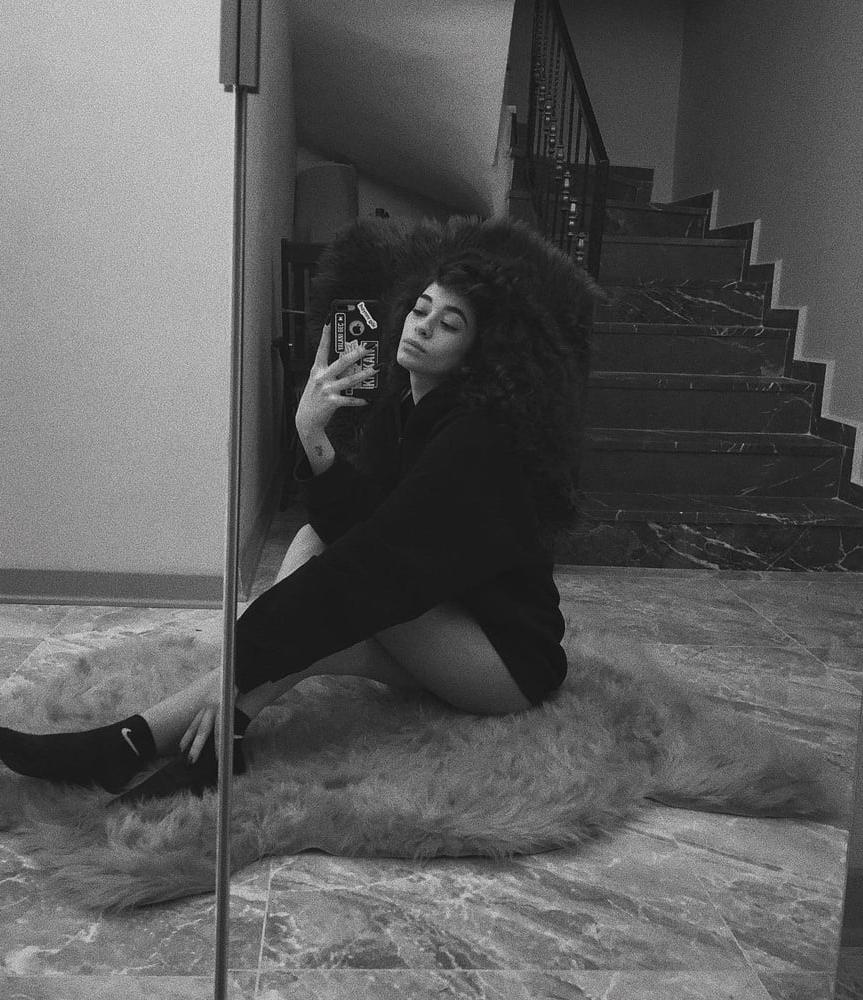 18P Turkish Instagram Girls 118 Curly Begum