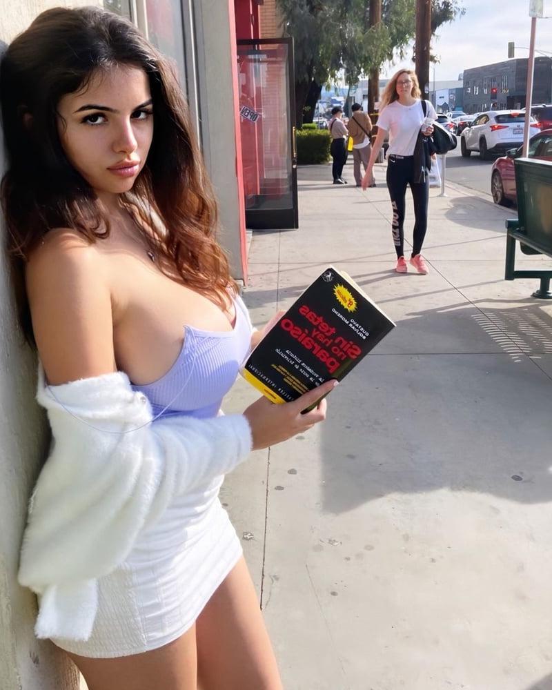 25P Curvy Girls and damn hot Asses 8