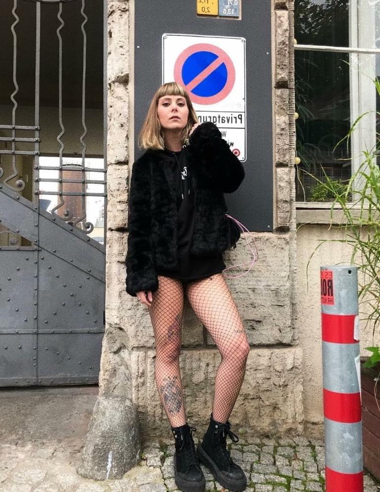 25P Turkish Instagram Girls 127 Sexy Blonde Merve