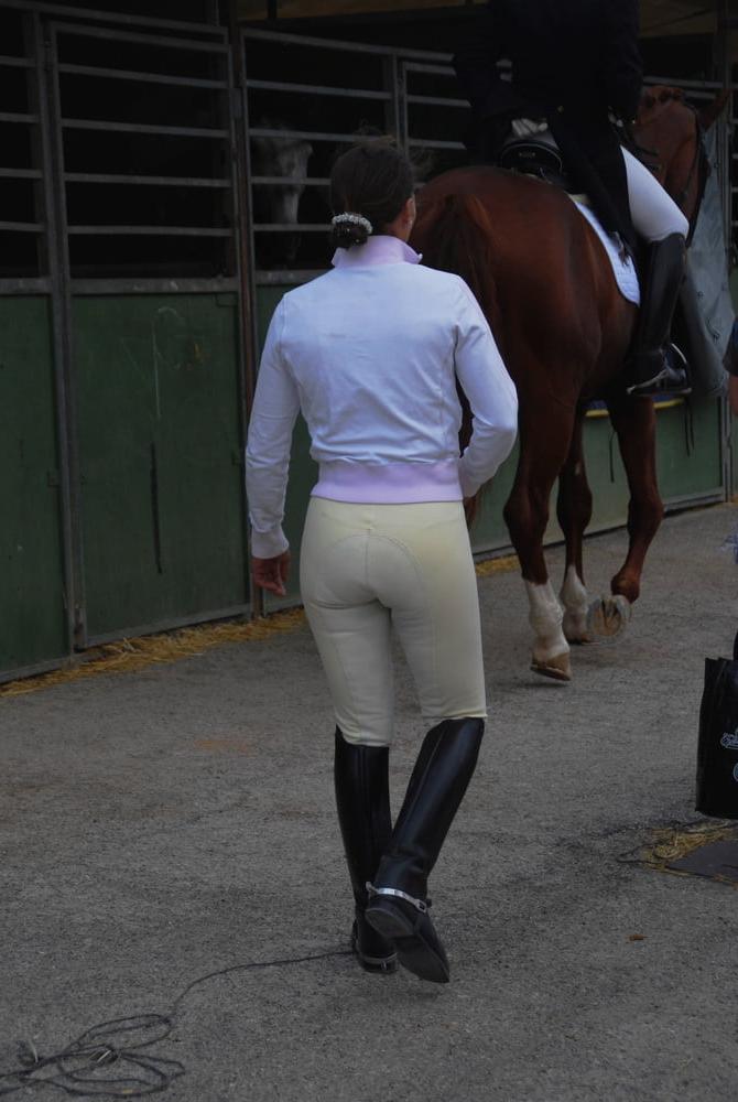 25P girls in jodhpurs 3