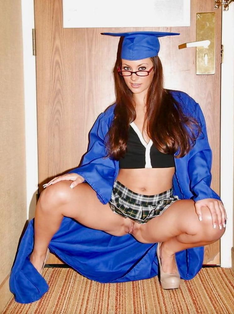 25P Bikini &amp; Sexy Clothing that makes girls look so hot 13