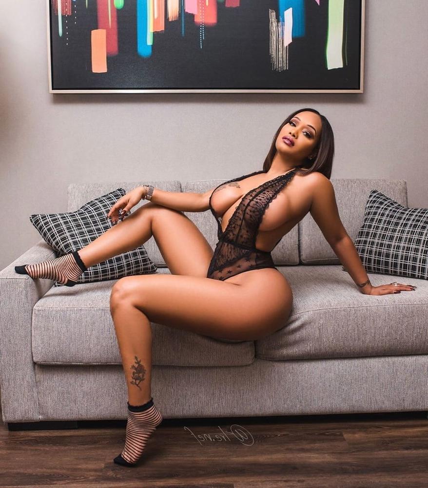 25P Curvy Girls and damn hot Asses 15
