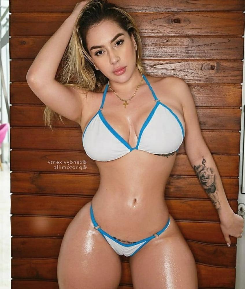 25P Curvy Girls and damn hot Asses 15