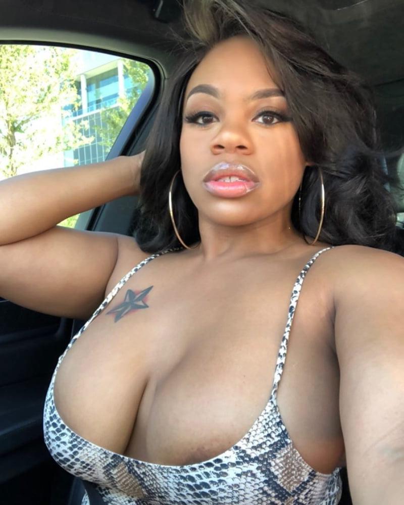 25P Curvy Girls and damn hot Asses 13