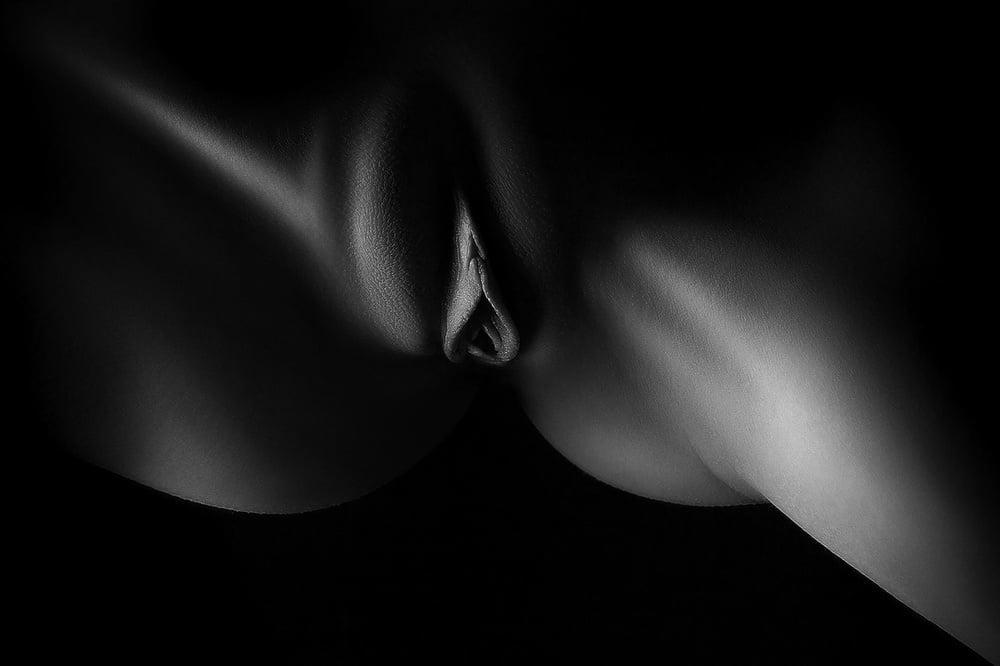 25P erotic art