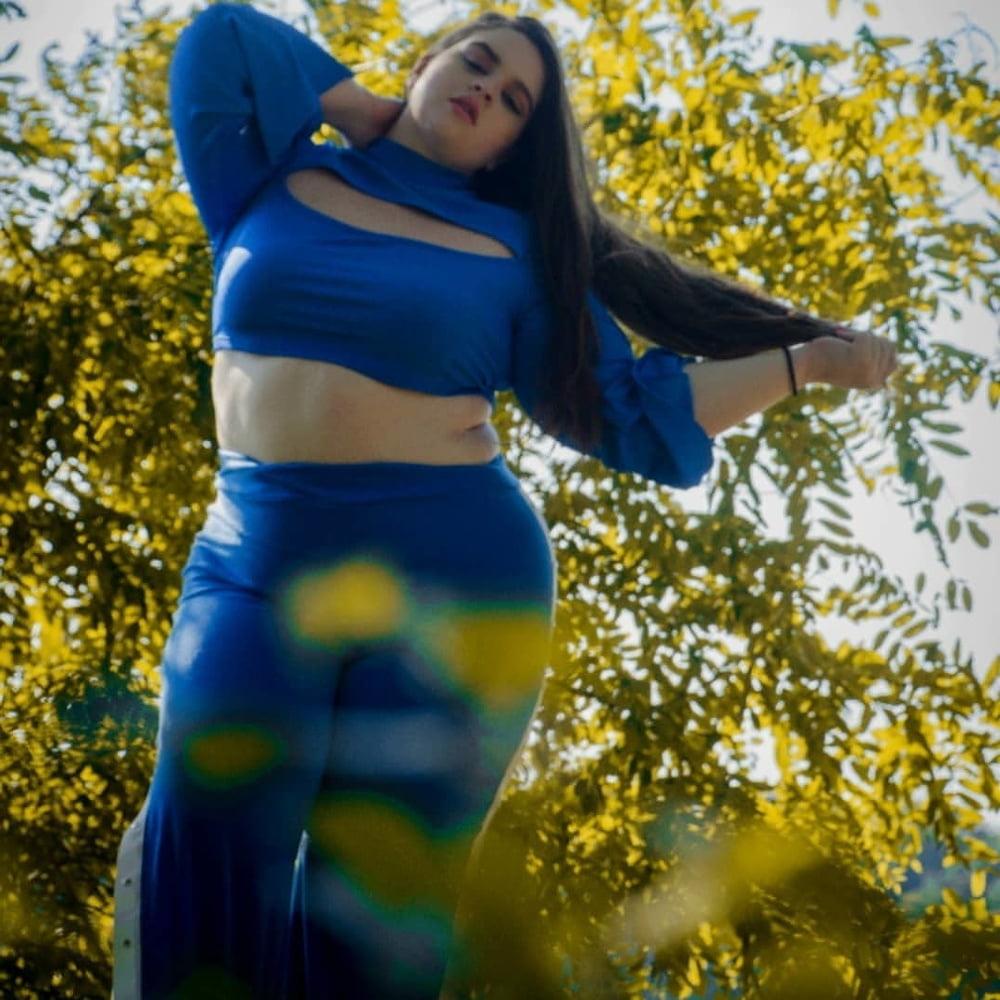 25P Wide Hips - Amazing Curves - Big Girls - Fat Asses (16)