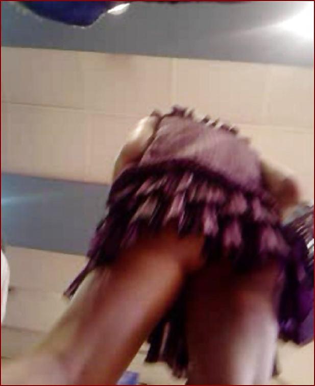 25P Miniskirt hottie upskirt