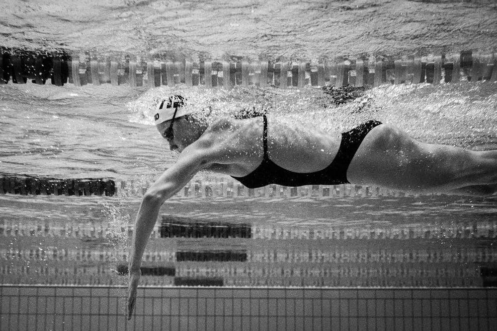 25P Swimming Girls 2