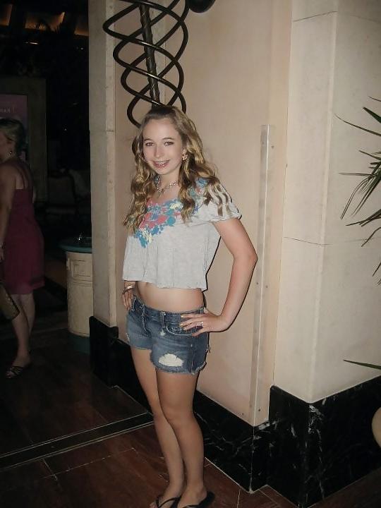 25P Just some beautys in jeans - no porn