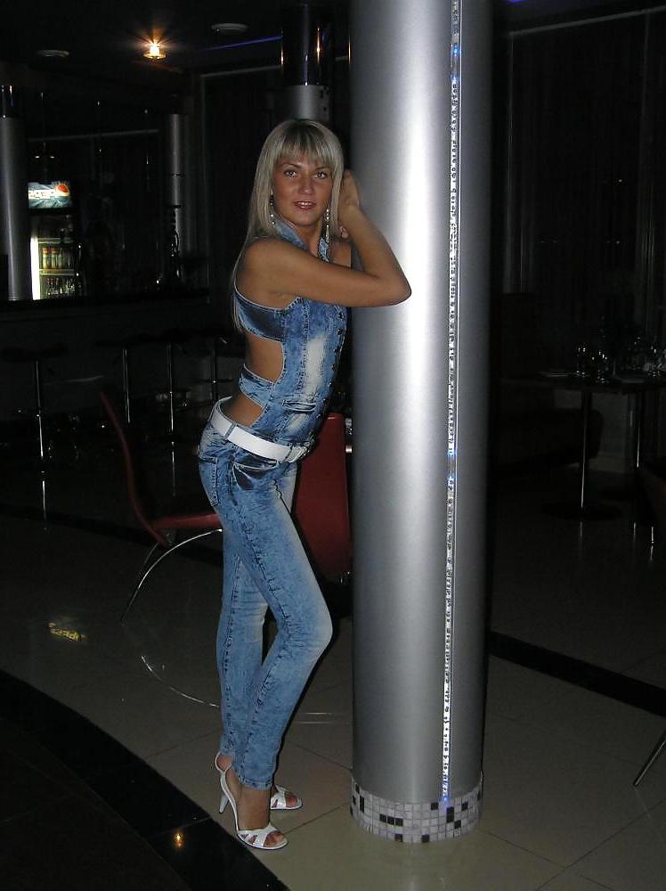 25P Just some beautys in jeans - no porn