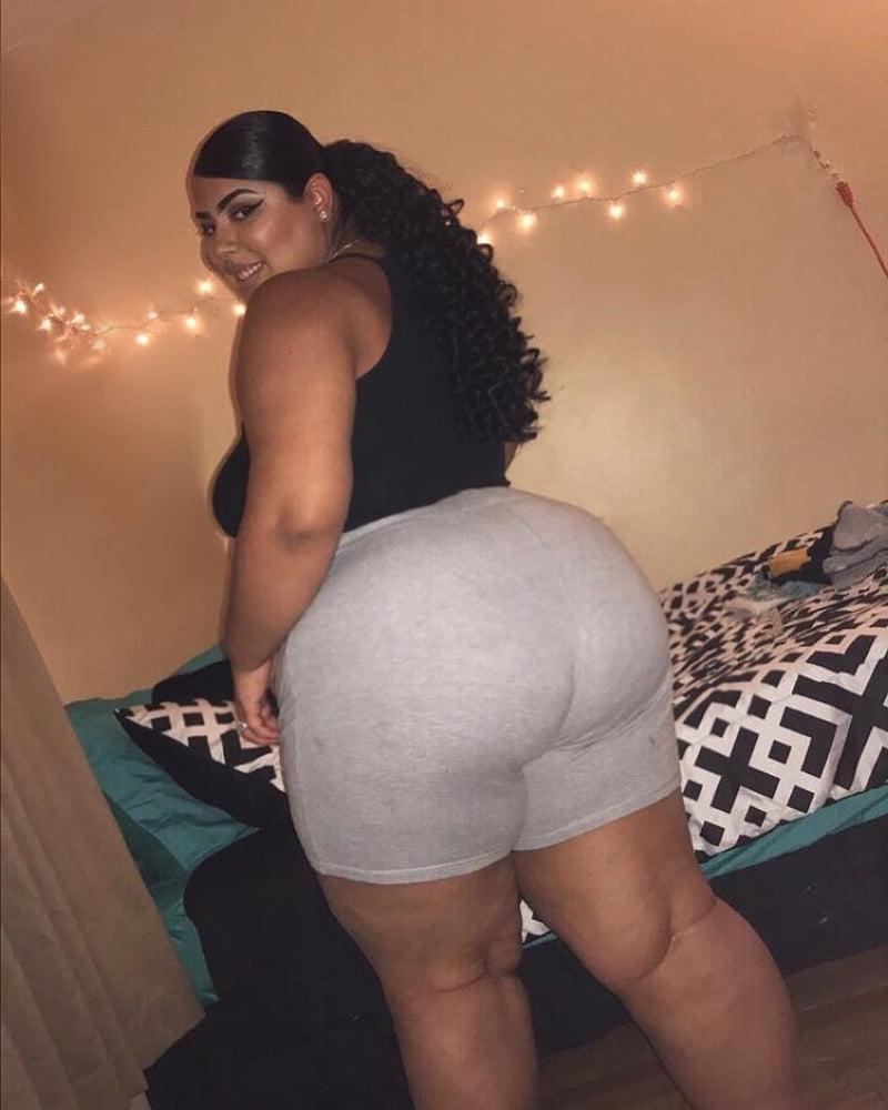 25P Wide Hips - Amazing Curves - Big Girls - Fat Asses (15)