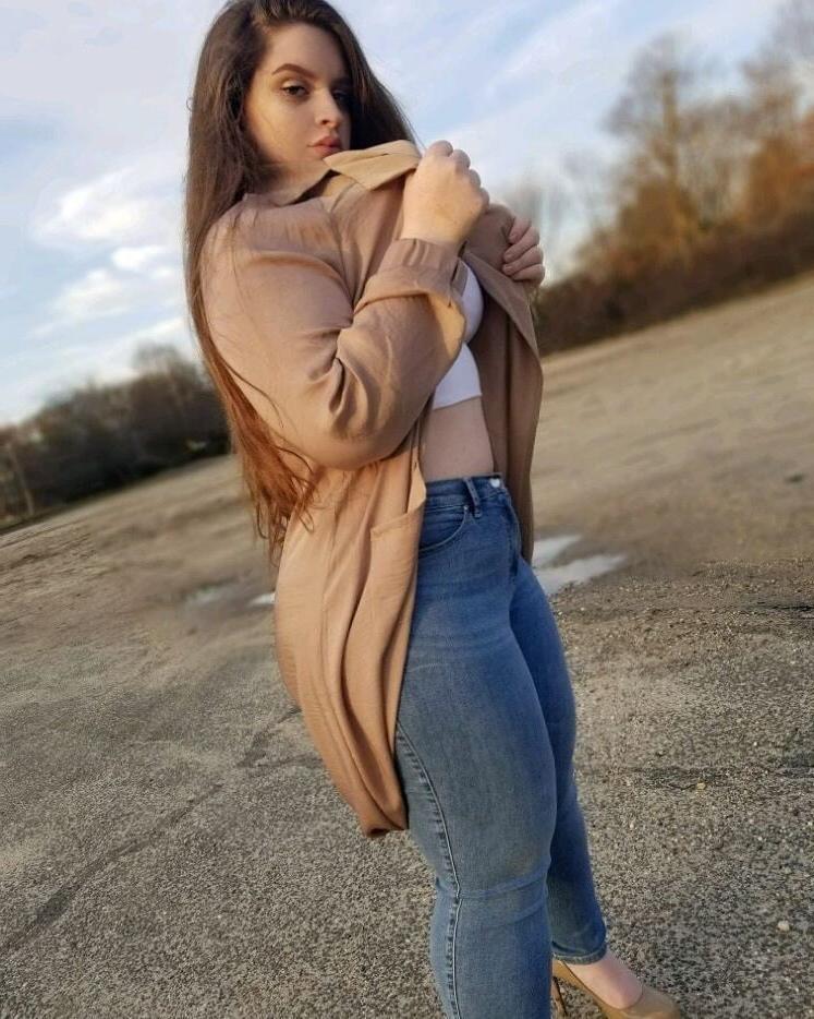 25P Wide Hips - Amazing Curves - Big Girls - Fat Asses (15)