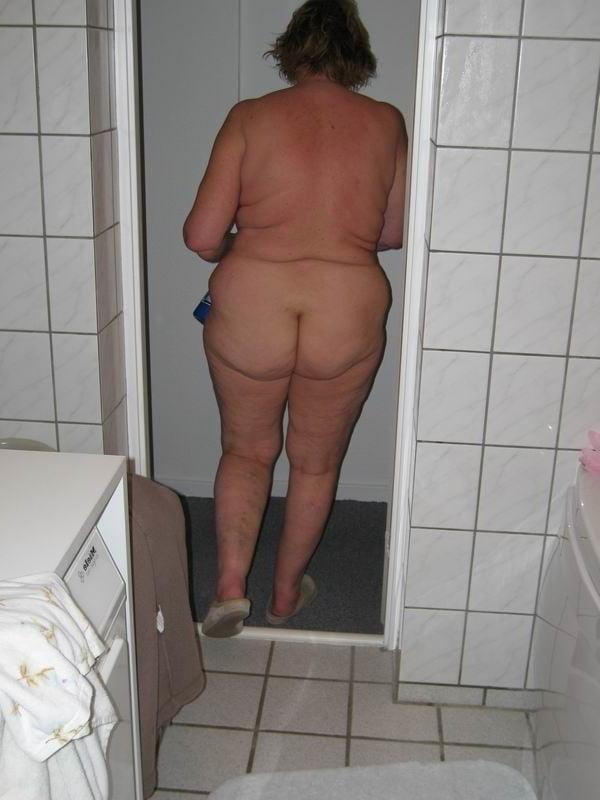 25P Bathroom Swingers #3