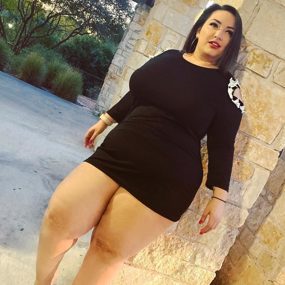 25P Curvy Girls and damn hot Asses 18