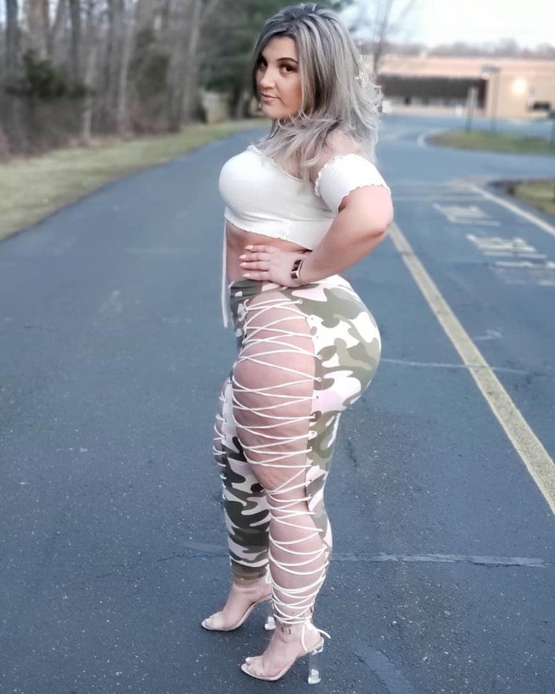 25P Curvy Girls and damn hot Asses 18