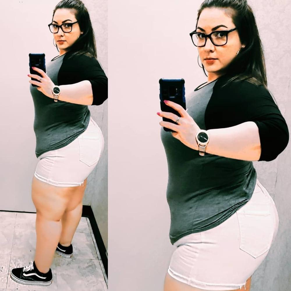 25P Curvy Girls and damn hot Asses 18