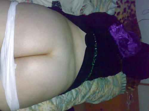 6P Curvy arab asses