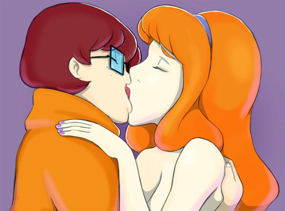 25P Yuri &amp; Futanari Art 1