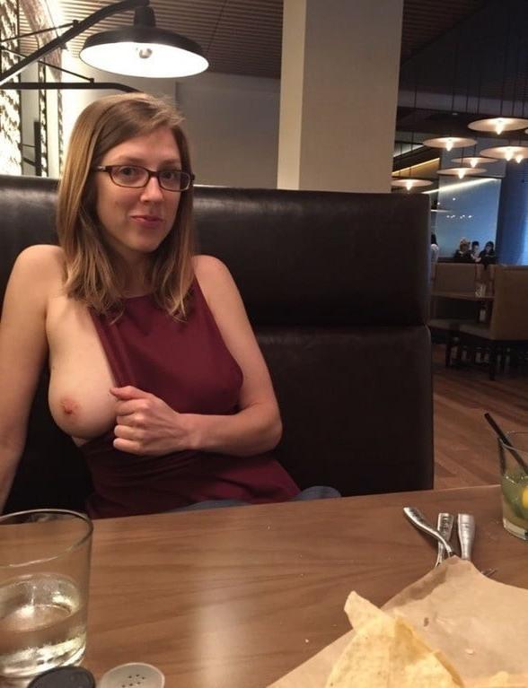 24P NERDY GIRLS 2