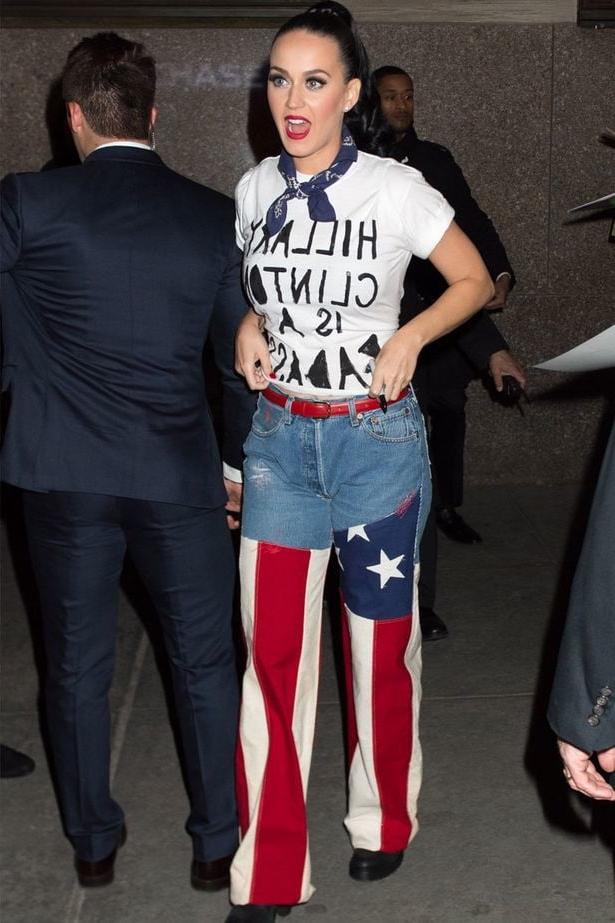17P Katy Perry in redone Levi's jeans
