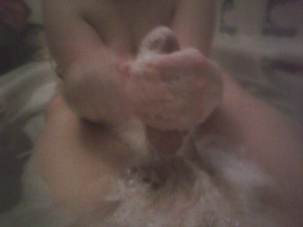 16P New pics bath time fun