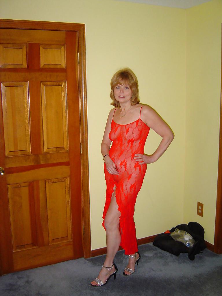 17P Anna BiseXual female