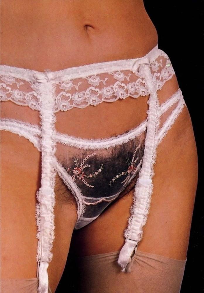 25P Nice Hairy Girls