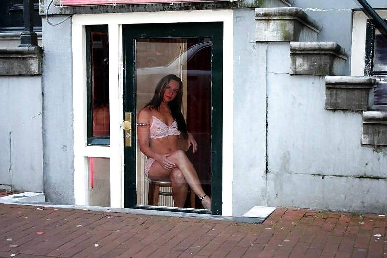 25P Mes Amies Les Putes 17 ( Blowjobs and Hookers) by TROC