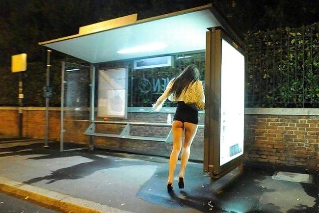 25P Mes Amies Les Putes 17 ( Blowjobs and Hookers) by TROC