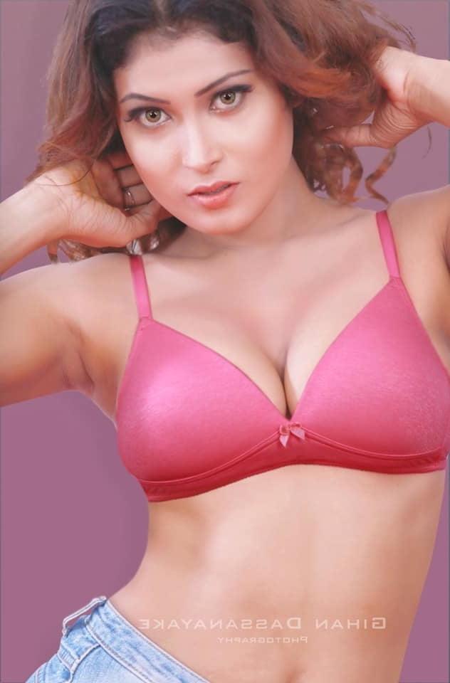 25P Sri Lankan Model Adisha