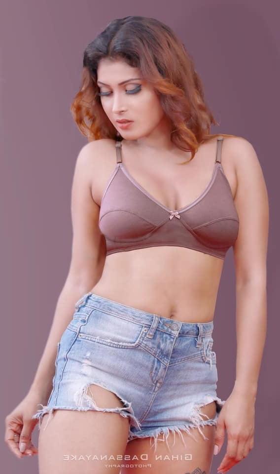 25P Sri Lankan Model Adisha