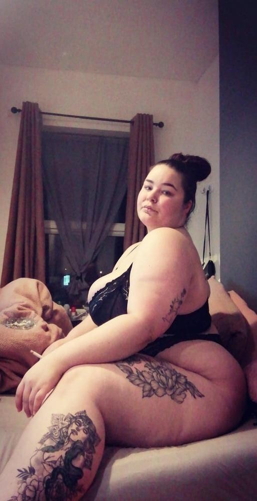 25P Hoodyman SSBBW 312 . Fat piggy Karen exposure .
