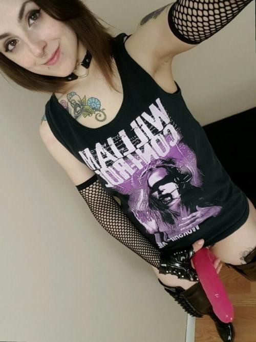 25P Girls With Strapon Vol 3