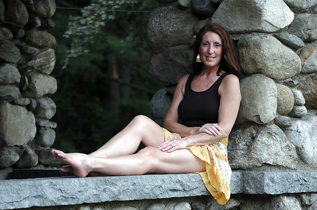 25P Mature Glamour Girl 1