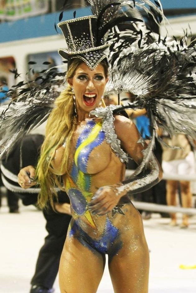 25P Hot Girls with Body Paint 4