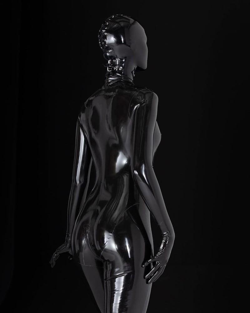 25P Girls in latex and mask 10