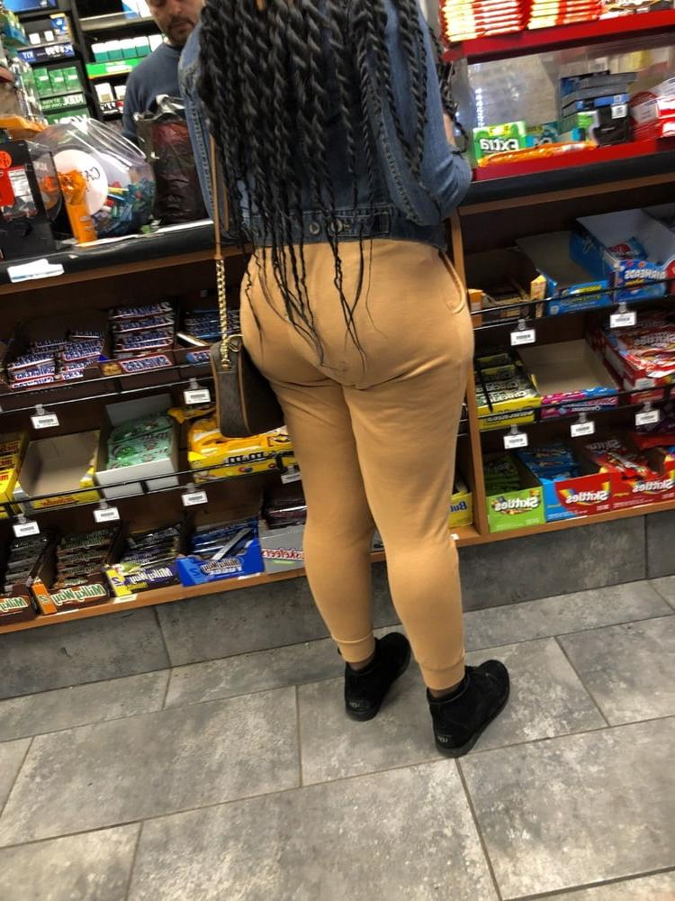 15P Fat ass candids 2