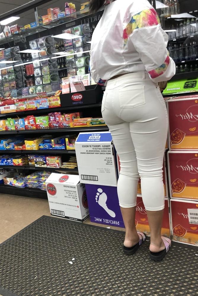15P Fat ass candids 2