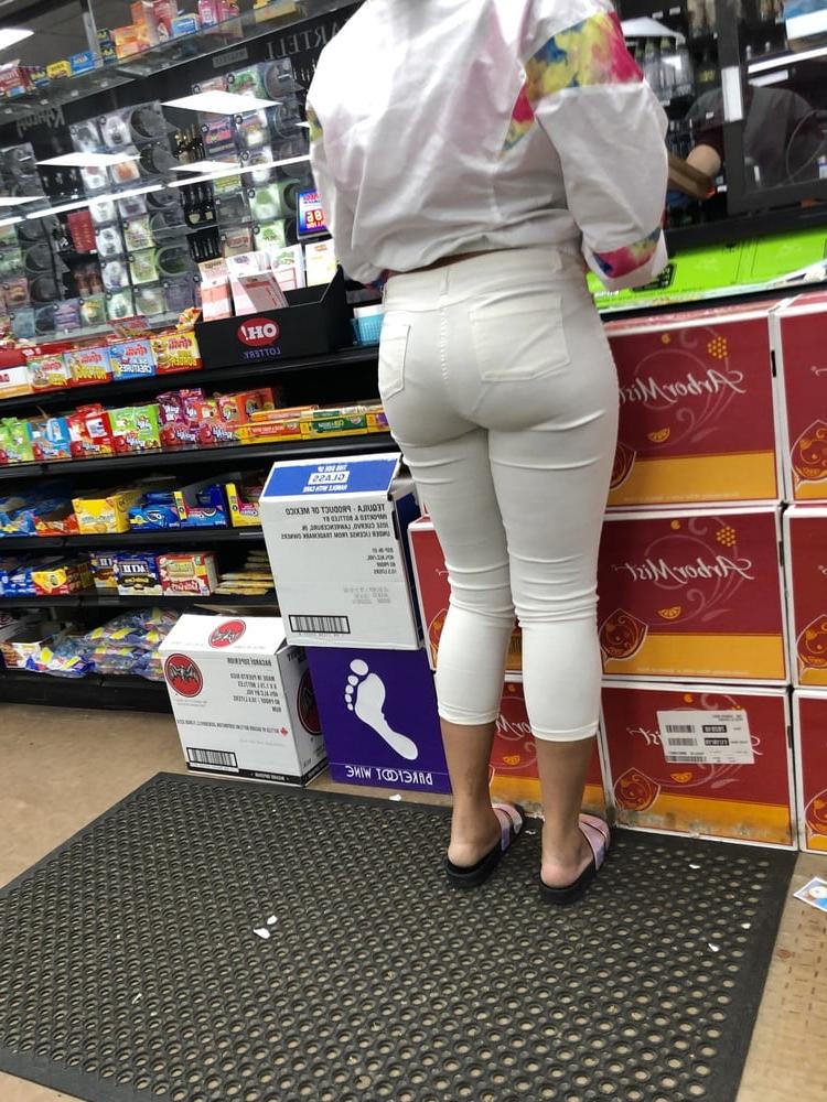 15P Fat ass candids 2