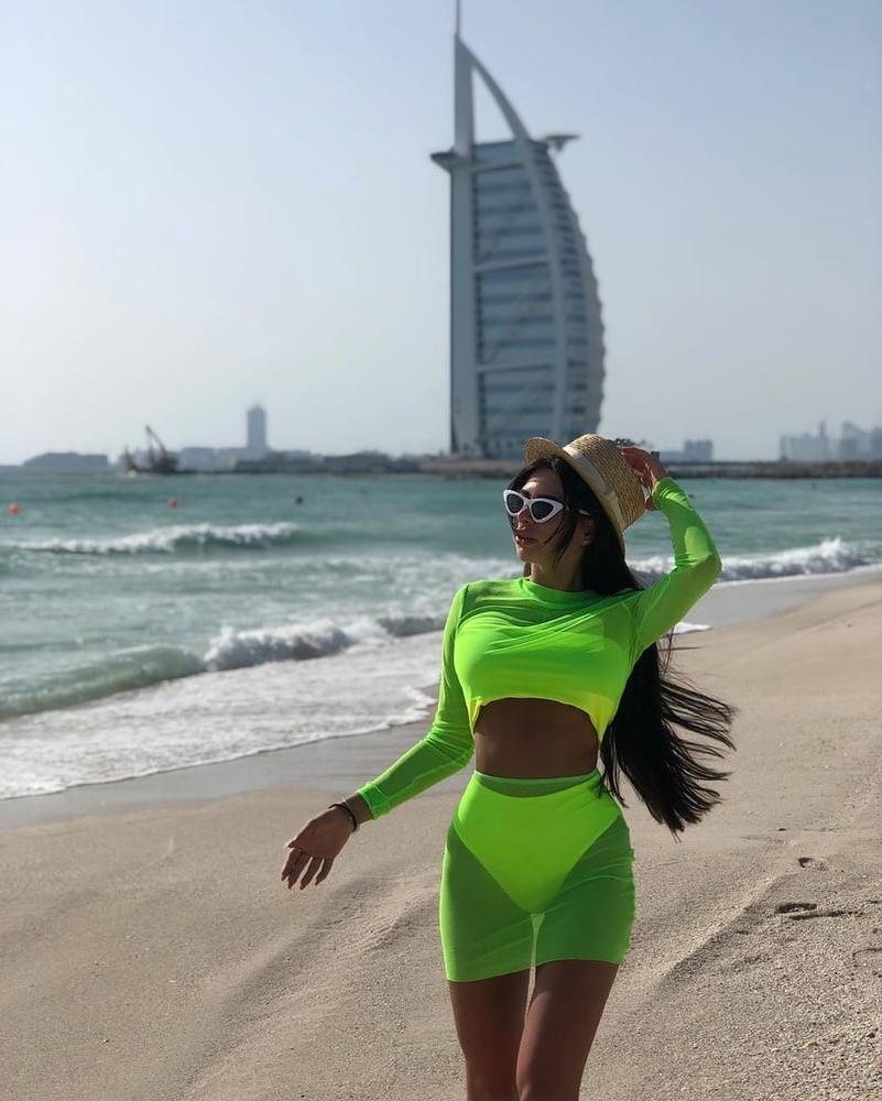 25P Ukrainian bimbo girl 1