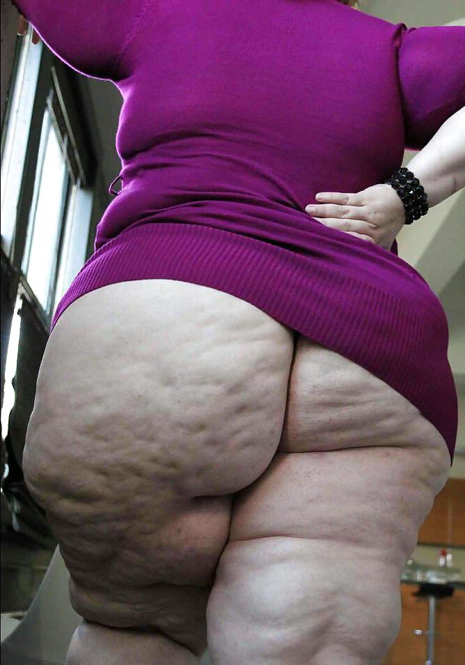25P Thick Girls 19