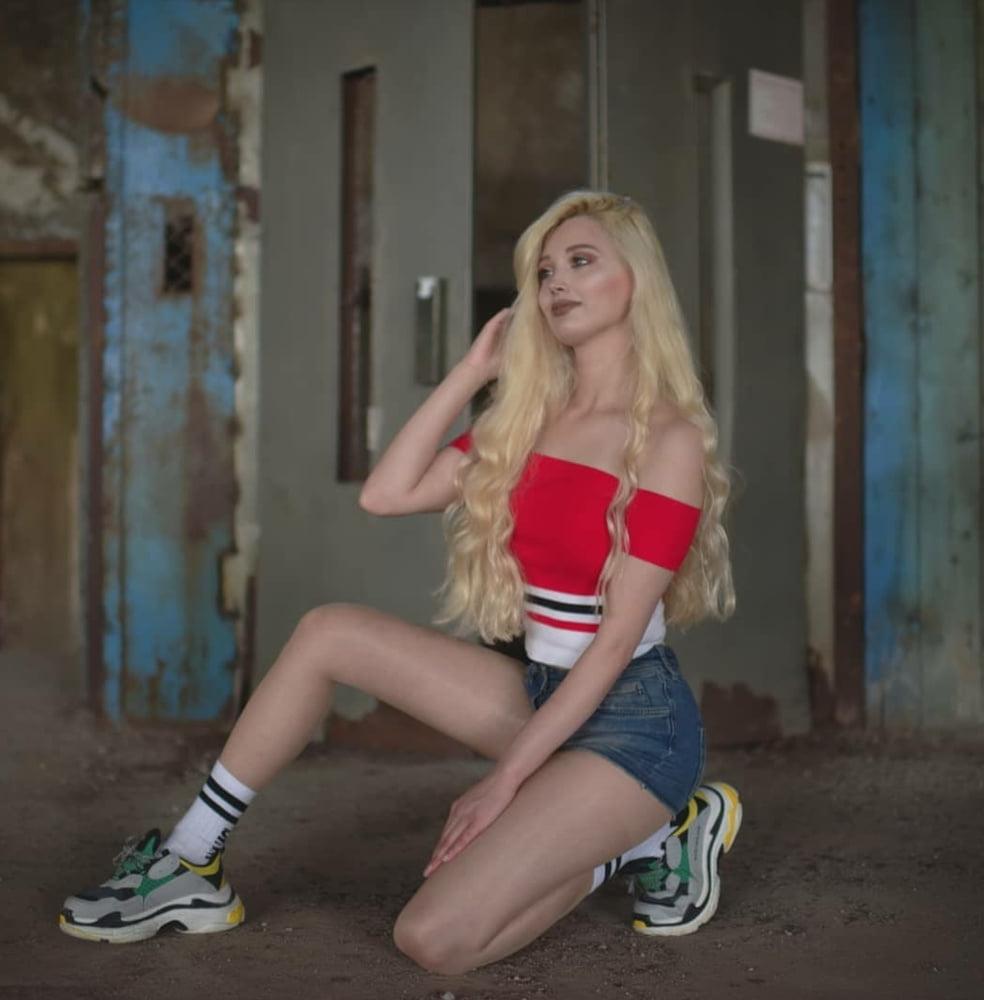 25P Turkish Instagram Girls 101 Blonde Gulsah