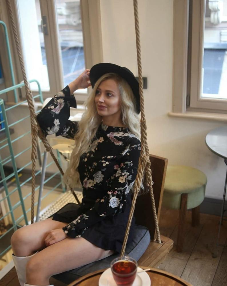 25P Turkish Instagram Girls 101 Blonde Gulsah