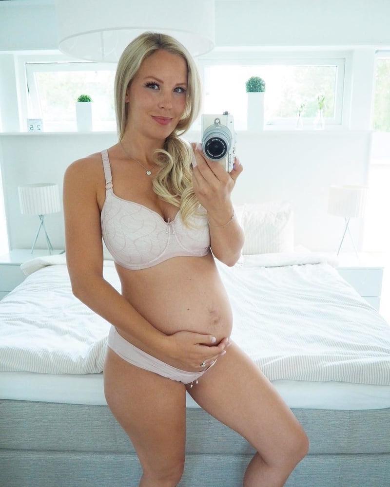 25P Sexy Pregnant Girls 112