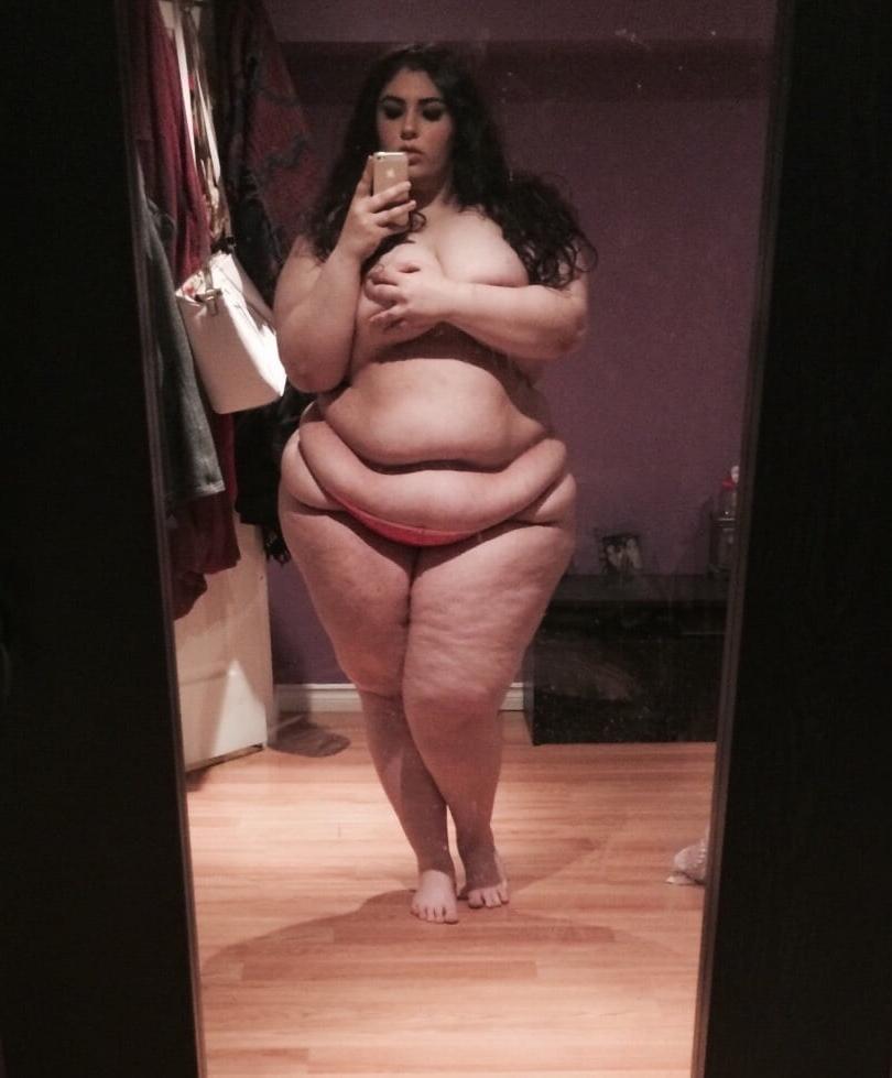 25P Fat Chicks With Deceptively Thin Faces 10