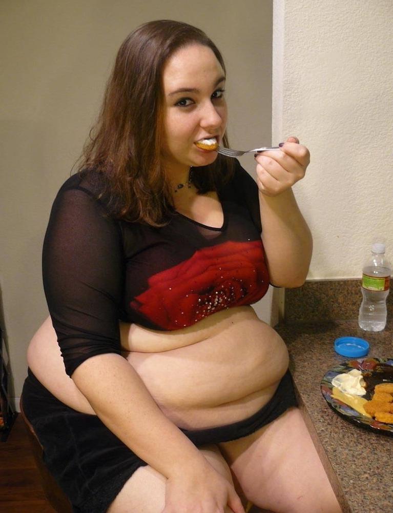 25P Fat Chicks With Deceptively Thin Faces 10